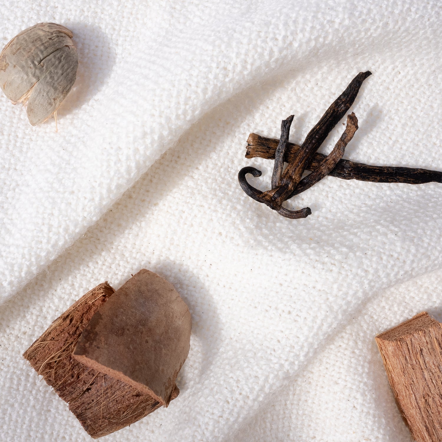 Sandalwood Spa Scented Candle